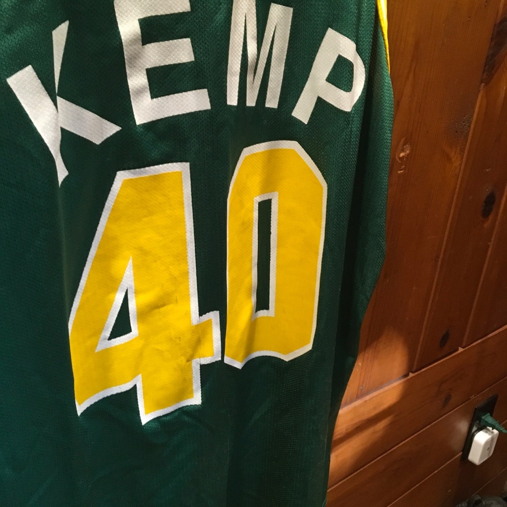 Vintage 1994 NBA Shawn Kemp Champion Jersey - Picture 4 of 10